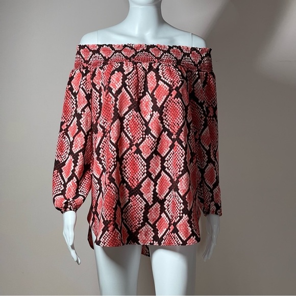 Michael Kors Snakeskin Off Shoulder Peasant Blouse size Petite Medium - Picture 1 of 10